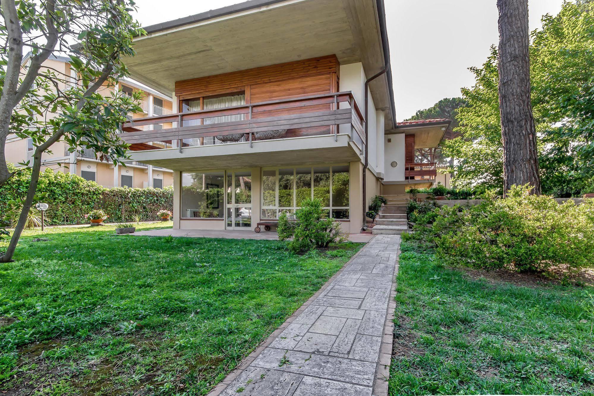 Comfort Zone Tirrenia Exterior foto