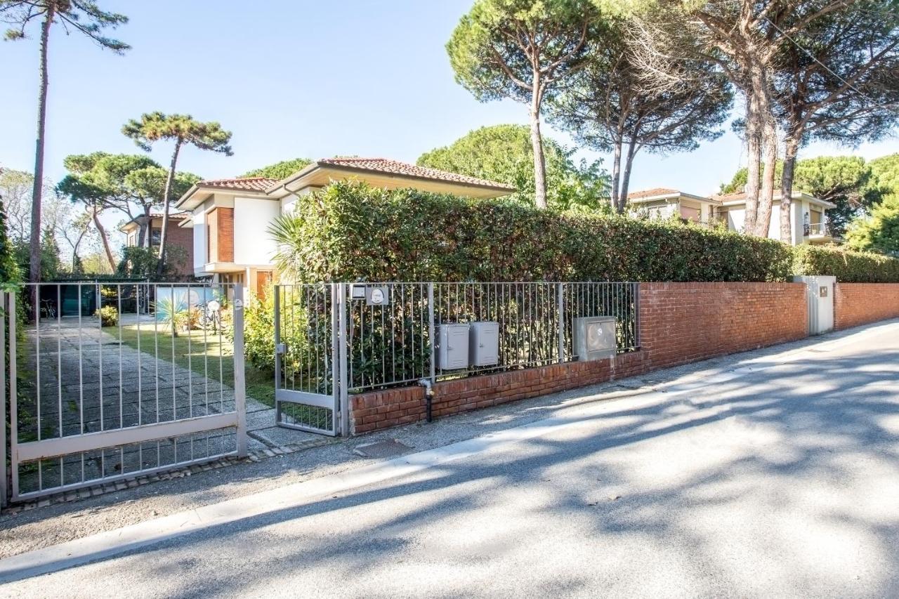 Comfort Zone Tirrenia Exterior foto